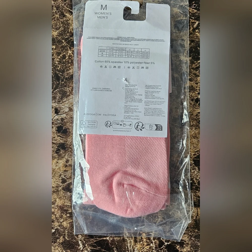 NWT-ALO Yoga Unisex Half-Crew Sock - Pink - Picture 4 of 4